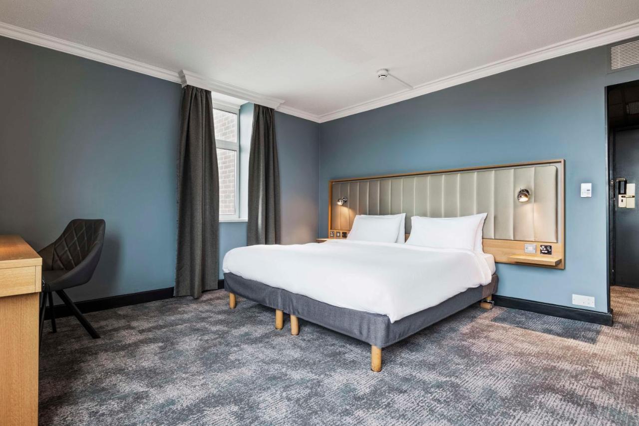Radisson Hotel 4*
